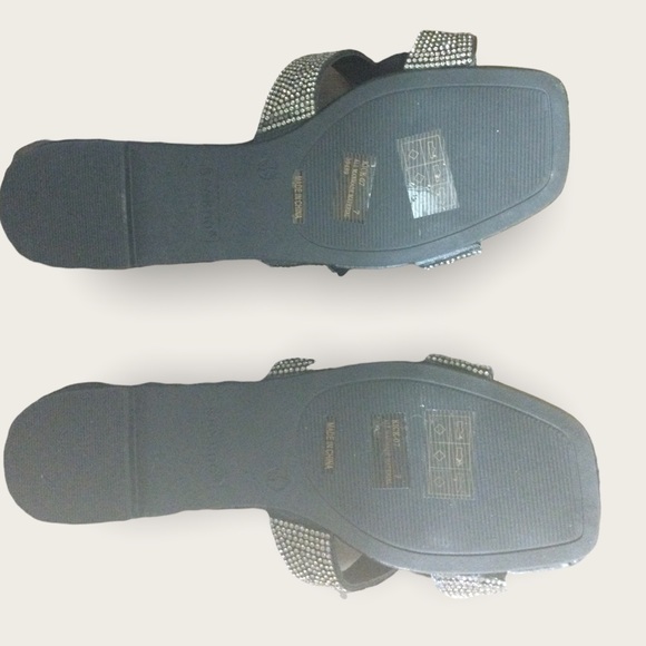 Bamboo Jeweled Sandal Flats - Picture 4 of 4